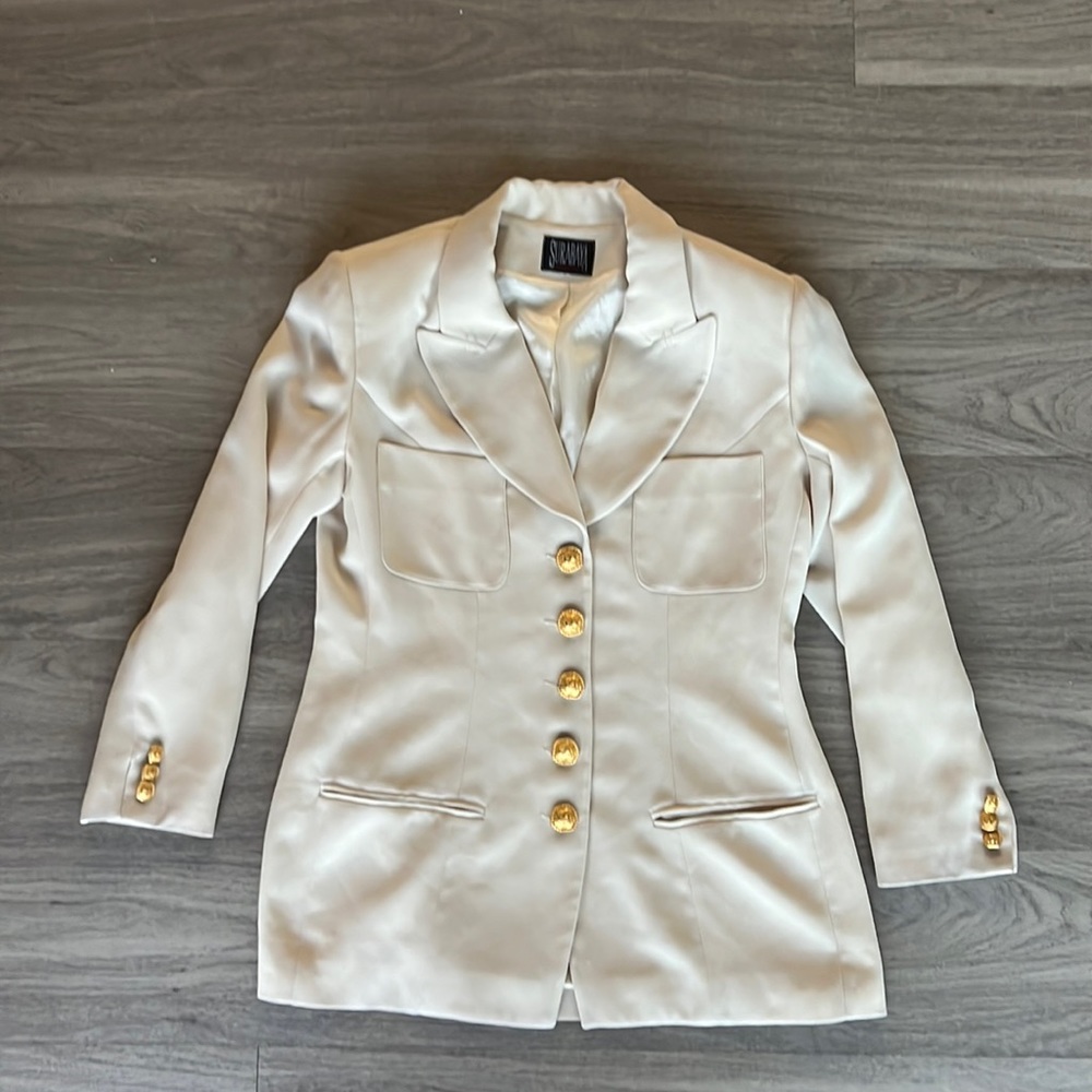 Vintage French blazer Surabaya Paris. Cream size small. Made in France